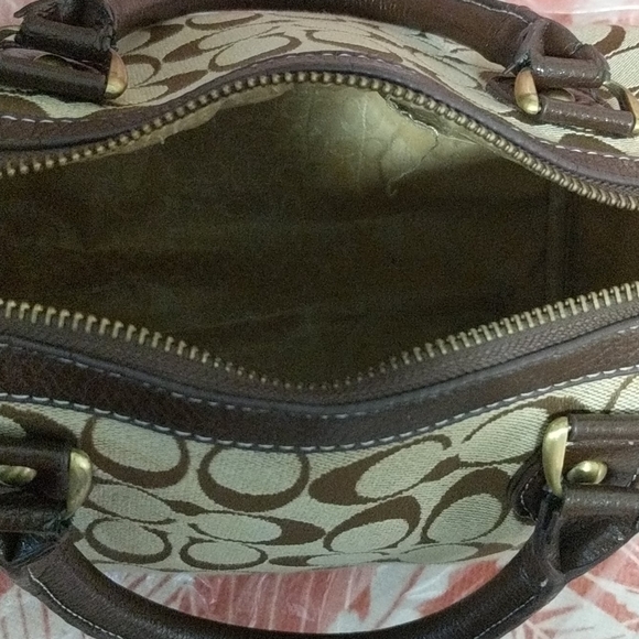 Purse - Picture 2 of 4